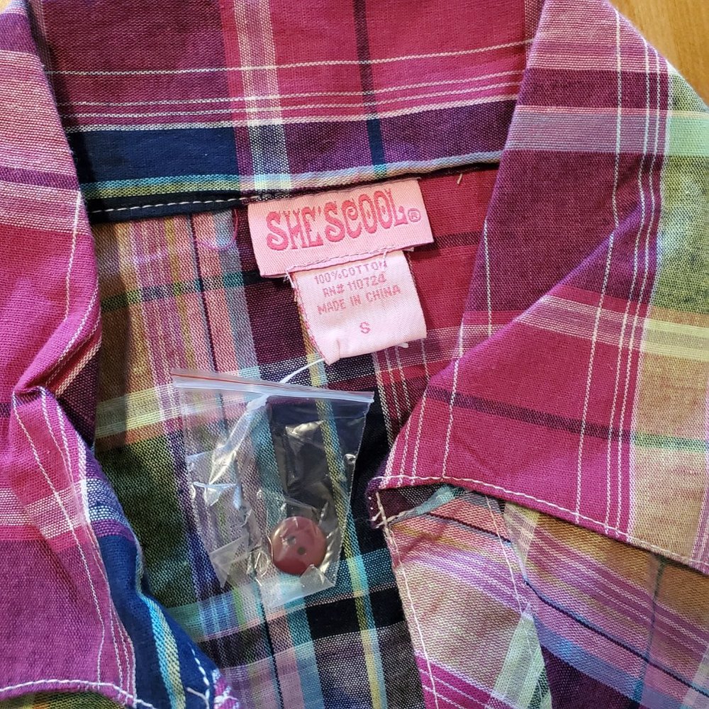 She's Cool - Women's Plaid Graphic Button-Down Shirt Dress with Detachable Belt - Picture 3 of 9